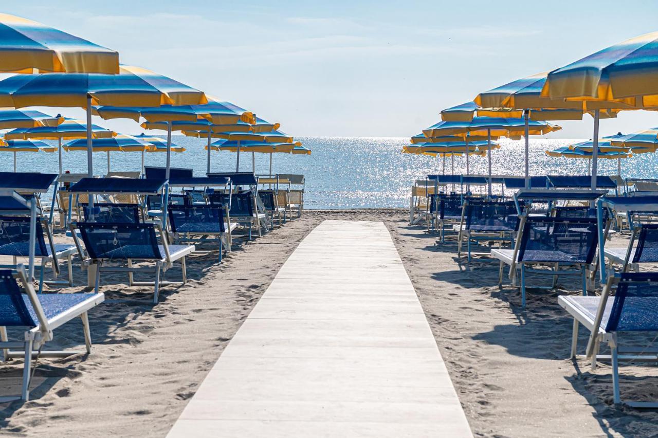 Hotel City Milano Marittima Exterior photo