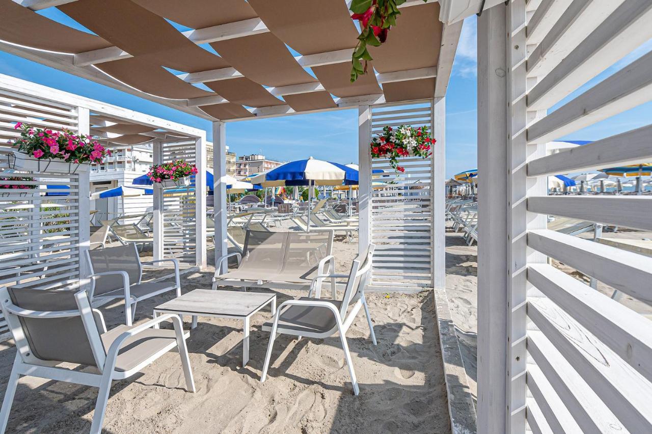 Hotel City Milano Marittima Exterior photo